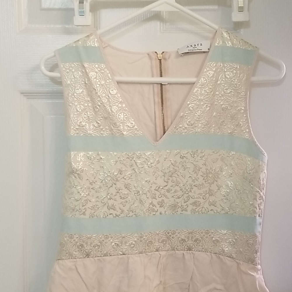 Axara Sexy sleeveless blouse